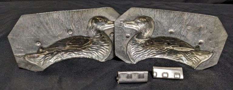 ANTIQUE CHOCOLATE MOLD DUCK WATERFOWL BIRD