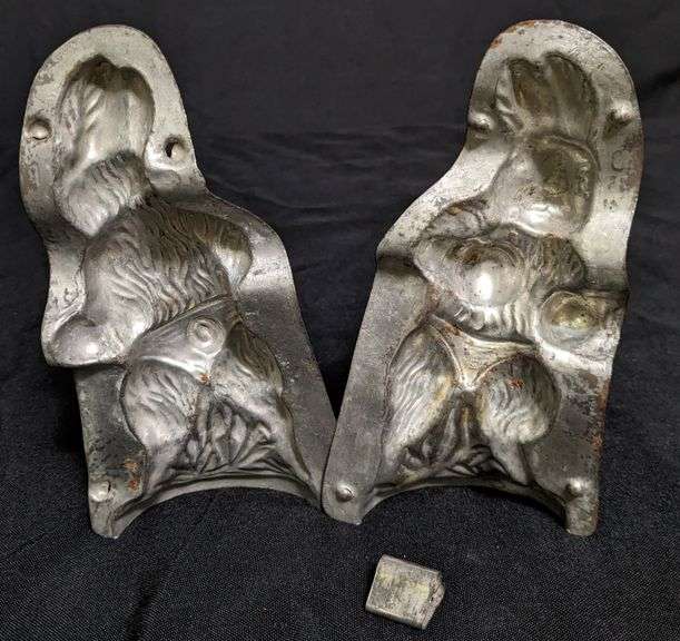 ANTIQUE CHOCLATE MOLD BOXER BOXING EASTER BUNNY RABBIT ENSCHEDE