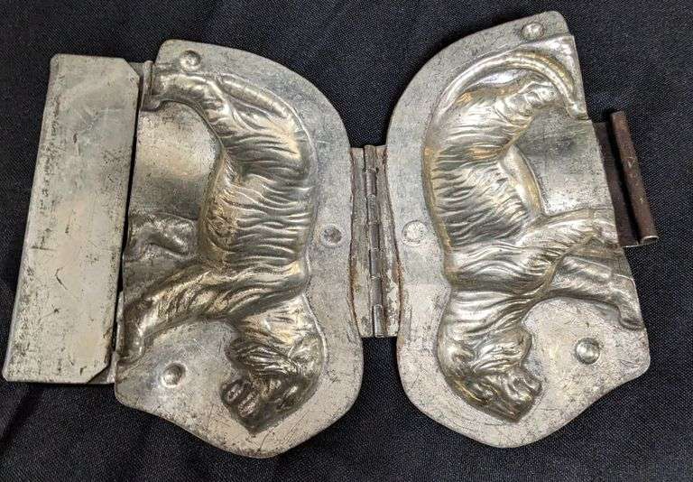 ANTIQUE CHOCOLATE MOLD TIGER CAT ANTON REICHE DRESDEN