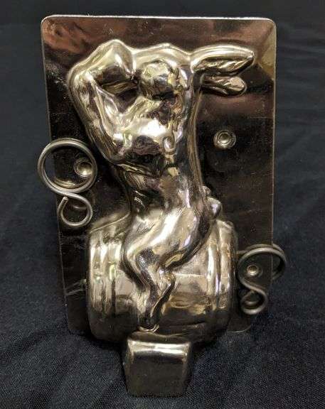 ANTIQUE CHOCOLATE MOLD RABBIT ON BEER BARREL KEG LE TANG FILS