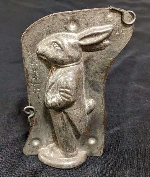 ANTIQUE CHOCOLATE MOLD EASTER BUNNY RABBIT IN TAILCOAT SUIT