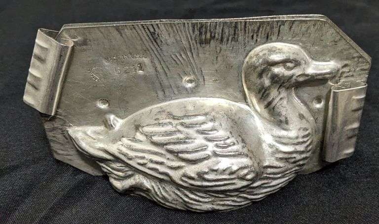 ANTIQUE CHOCOLATE MOLD DUCK WATERFOWL BIRD
