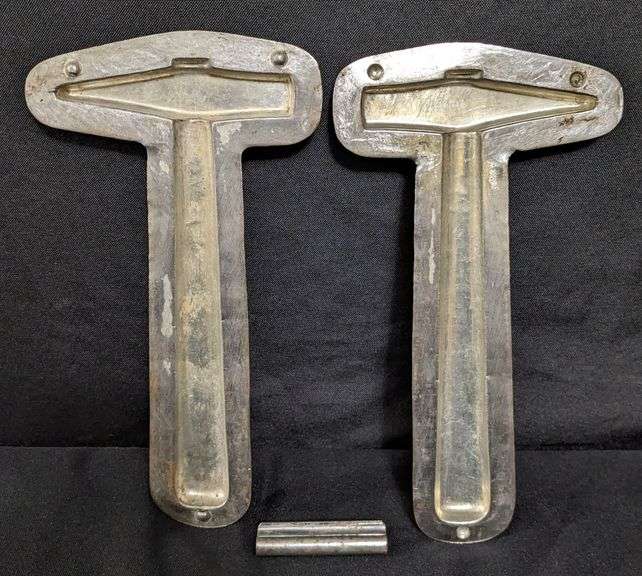 ANTIQUE CHOCOLATE MOLD BACKSMITH FERRIER HAMMER ANTON REICHE DRESDEN