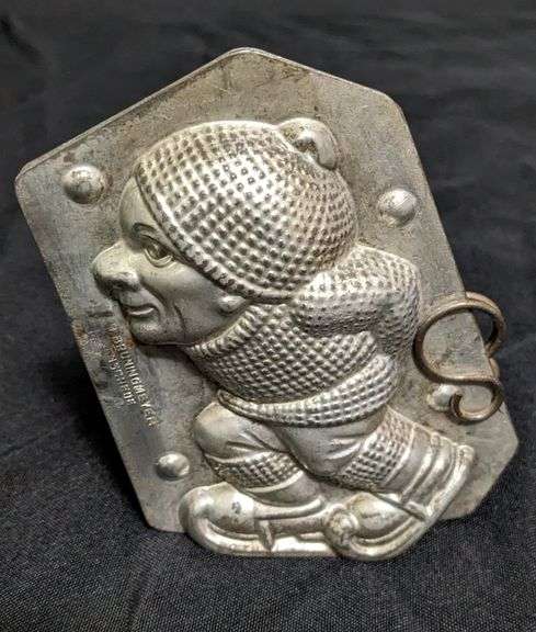 ANTIQUE CHOCOLATE MOLD MAN ICE SKATING B BRUNINGMEYER ENSCHEDE
