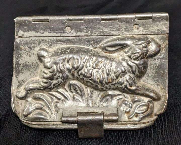 ANTIQUE CHOCOLATE MOLD BUNNY RABBIT