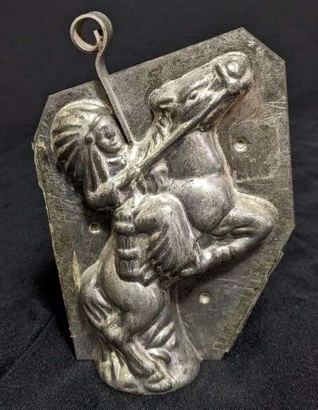ANTIQUE CHOCOLATE MOLD NATIVE AMERICAN INDIAN ON REARING HORSE "METRO DEURNE-ANVERS)
