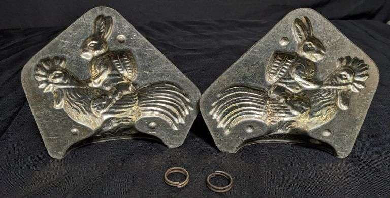 ANTIQUE CHOCOLATE MOLD EASTER BUNNY RABBIT RIDING CHICKEN ROOSTER