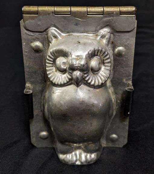 ANTIQUE CHOCOLATE MOLD OWL BIRD