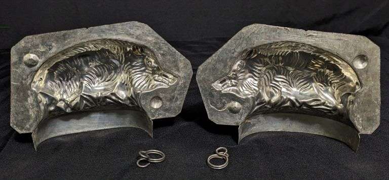 ANTIQUE CHOCOLATE MOLD WILD BOAR RAZORBACK PIG HOG
