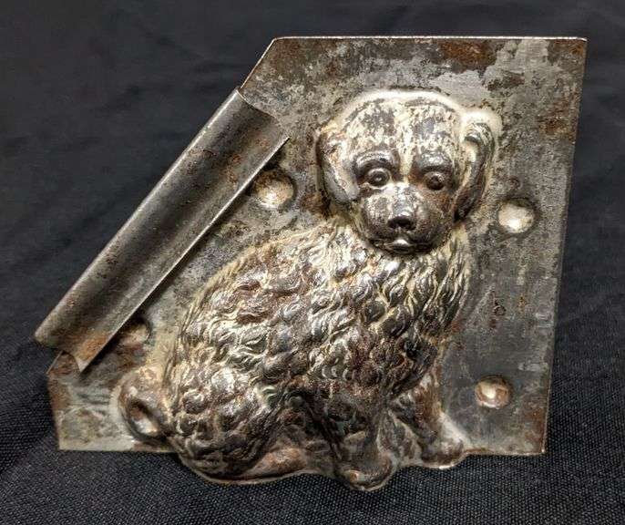 ANTIQUE CHOCOLATE MOLD SHAGGY DOG PUPPY