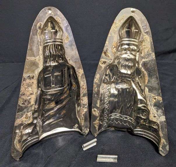 ANTIQUE CHOCOLATE MOLD BISHOP DE LILLE BRUGGE