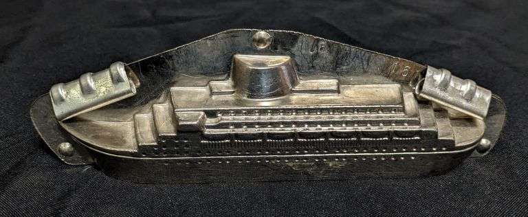 ANTIQUE CHOCOLATE MOLD STEAMER STEAMSHIP OCEANLINER SHIP BOAT J.K.V. TILBURG
