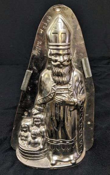 ANTIQUE CHOCOLATE MOLD BISHOP DE LILLE BRUGGE