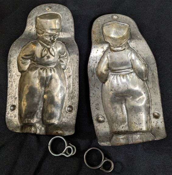 ANTIQUE CHOCOLATE MOLD DUTCH BOY ANTON REICHE DRESDEN