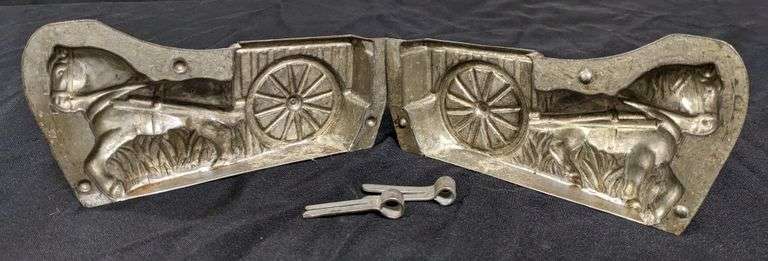 ANTIQUE CHOCOLATE MOLD HORSE DRAWN WAGON ANTON REICHE DRESDEN