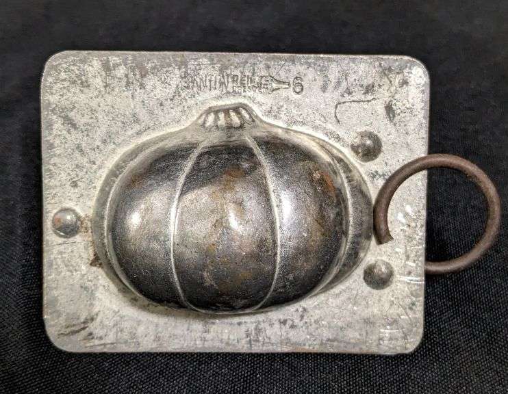 ANTIQUE CHOCOLATE MOLD GOURD ANTON REICHE DRESDEN