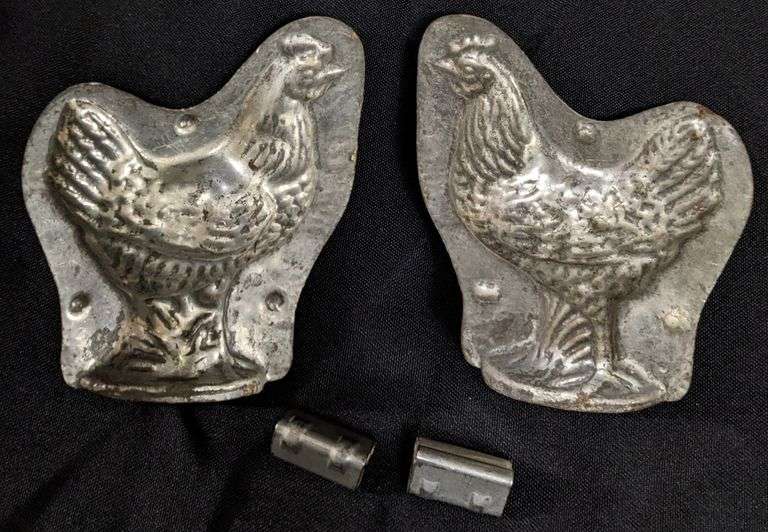 ANTIQUE CHOCOLATE MOLD HEN CHICKEN
