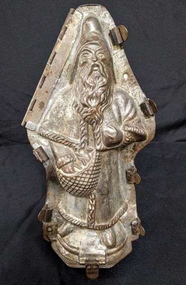 LARGE ANTIQUE CHOCOLATE MOLD SANTA CLAUS SAINT NICK CHRISTMAS