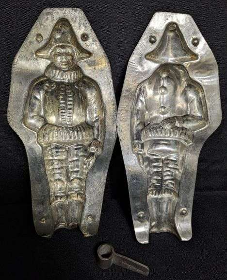ANTIQUE CHOCOLATE MOLD "HUNCHBACK" ADMIRAL NAVY SHIPS CAPTAIN LE TANG FILS