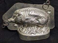 ANTIQUE CHOCOLATE MOLD WILD BOAR RAZORBACK PIG HOG
