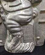 LARGE ANTIQUE CHOCOLATE MOLD EASTER BUNNY RABBIT