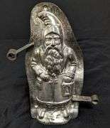 ANTIQUE CHOCOLATE MOLD SANTA CLAUS SAINT NICK
