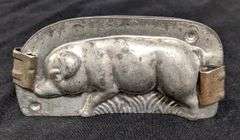 ANTIQUE CHOCOLATE MOLD PIG SWINE HOG