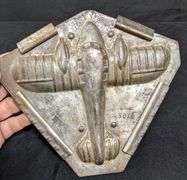 ANTIQUE CHOCOLATE MOLD TWIN ENGINE AIRPLANE