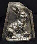 ANTIQUE CHOCOLATE MOLD EASTER BUNNY RABBIT