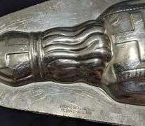 ANTIQUE CHOCOLATE MOLD BISHOP DE LILLE BRUGGE