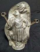 ANTIQUE CHOCOLATE MOLD EASTER BUNNY RABBIT FEMALE WITH CLOTHING & PARASOL ANTON REICHE DRESDEN