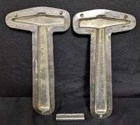 ANTIQUE CHOCOLATE MOLD BACKSMITH FERRIER HAMMER ANTON REICHE DRESDEN