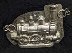 ANTIQUE CHOCOLATE MOLD TRAIN LOCOMOTIVE ANTON REICHE DRESDEN