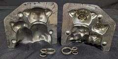 ANTIQUE CHOCOLATE MOLD DOG & CAT PUPPY & KITTEN