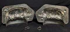 ANTIQUE CHOCOLATE MOLD WILD BOAR RAZORBACK PIG HOG