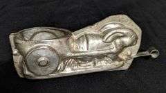 ANTIQUE CHOCOLATE MOLD EASTER BUNNY RABBIT PULLING WAGON
