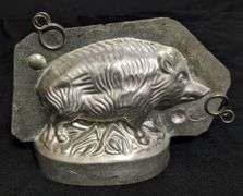 ANTIQUE CHOCOLATE MOLD WILD BOAR RAZORBACK PIG HOG