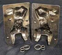 ANTIQUE CHOCOLATE MOLD RABBIT ON BEER BARREL KEG LE TANG FILS