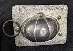 ANTIQUE CHOCOLATE MOLD GOURD ANTON REICHE DRESDEN