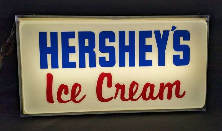 HERSHEY'S ICE CREAM LIGHTED SIGN