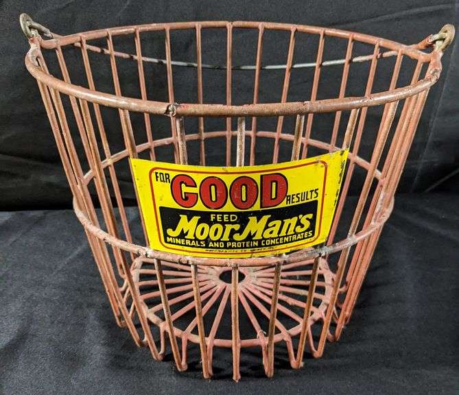 MOOR MAN'S FEED EGG BASKET WITH TIN SIGN QUINCY ILINOIS
