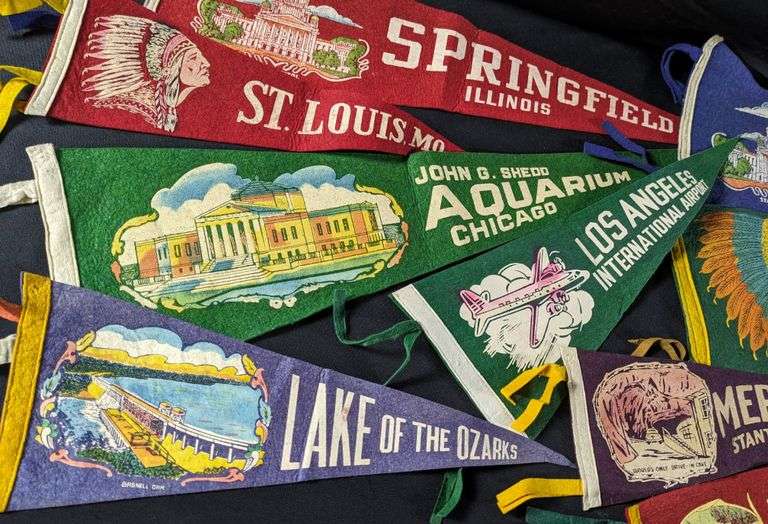 9 VINTAGE 1950'S - 1960'S FELT TRAVEL PENNANTS