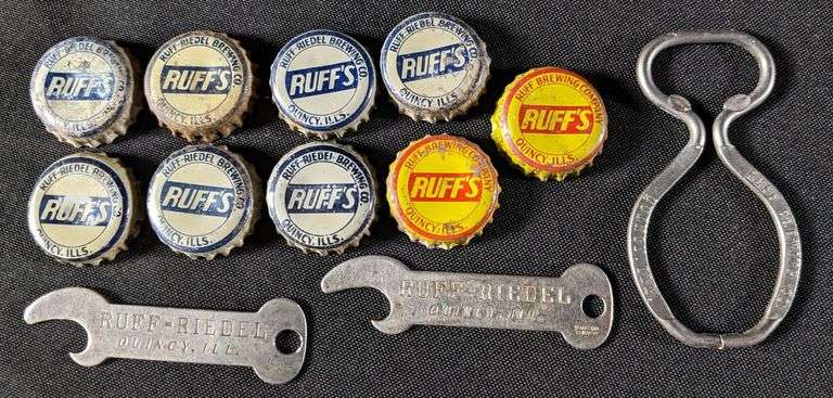 RUFF RIEDEL BREWING QUINCY ILLINOIS BEER BOTTLE OPENERS & CORK LINED CROWN CAPS