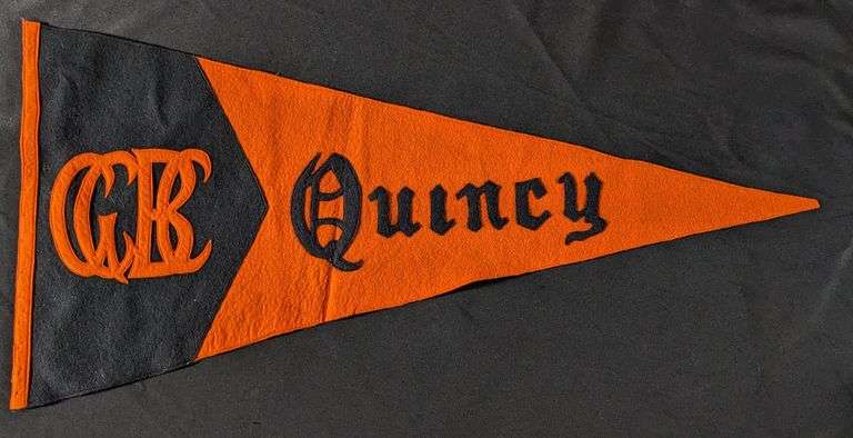 ANTIQUE FELT PENNANT GCBC QUINCY ILLINOIS GEM CITY BUSINESS COLLEGE