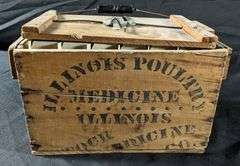 ODD SIZE WOOD EGG CRATE ILLINOIS POULTRY & STOCK MEDECINE CO QUINCY ILLINOIS "THE BEEDLE CARRIER"