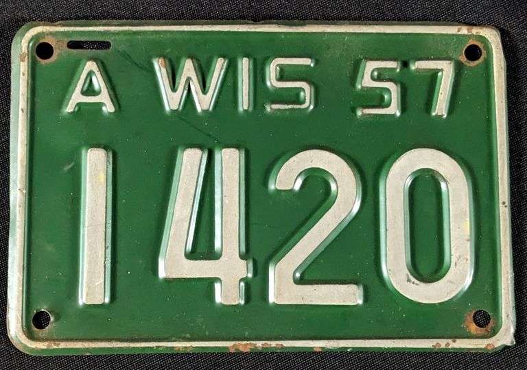 1957 WISCONSIN MOTORCYCLE LICENSE PLATE #1420 WI WIS