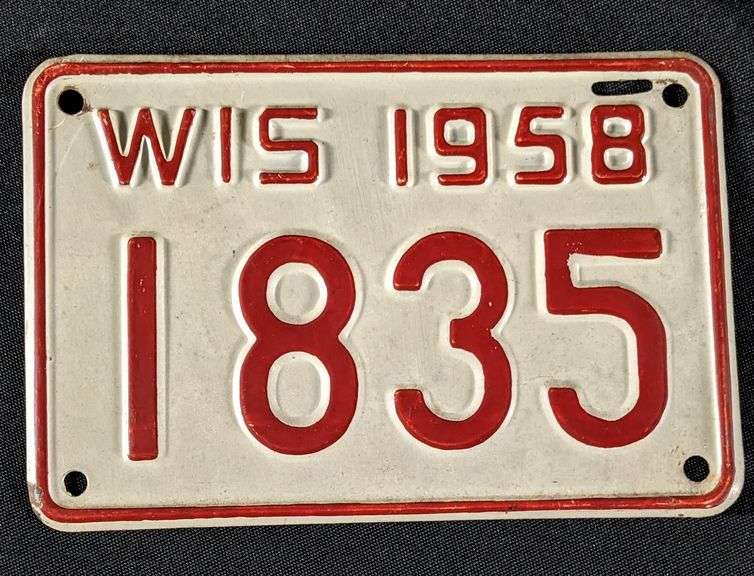 1958 WISCONSIN MOTORCYCLE LICENSE PLATE #1835 WI WIS