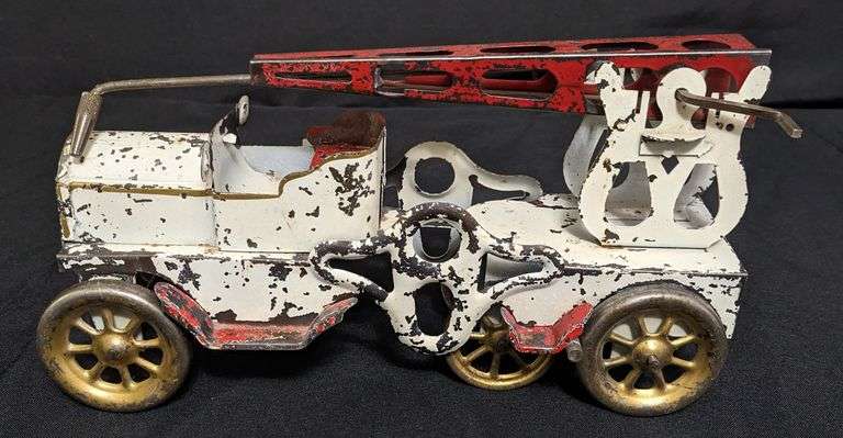 PRESSED STEEL HILL CLIMBER TOY CRANE/TOW TRUCK