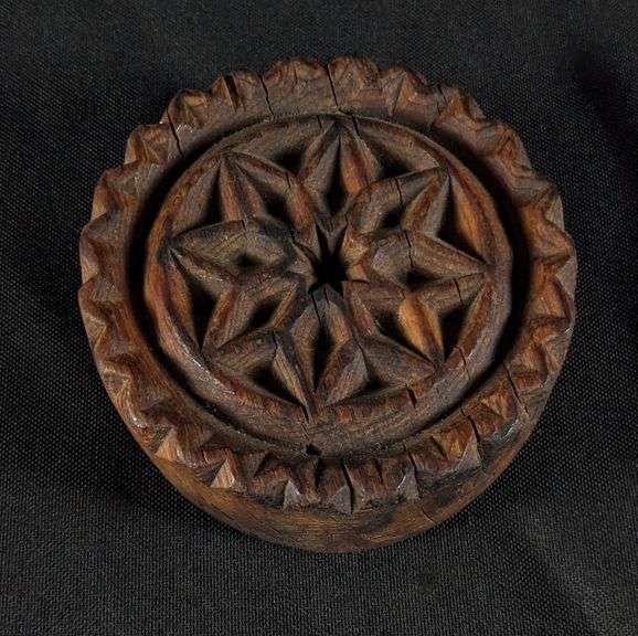 ANTIQUE PRIMITIVE CARVED WOOD BUTTER PRINT MOLD STAMP FLOWER / SNOWFLAKE