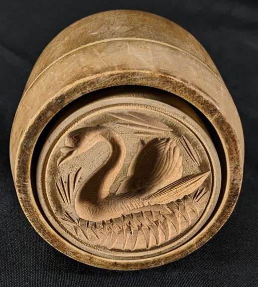 ANTIQUE PRIMITIVE CARVED WOOD BUTTER PRINT MOLD STAMPSWAN - GOOSE